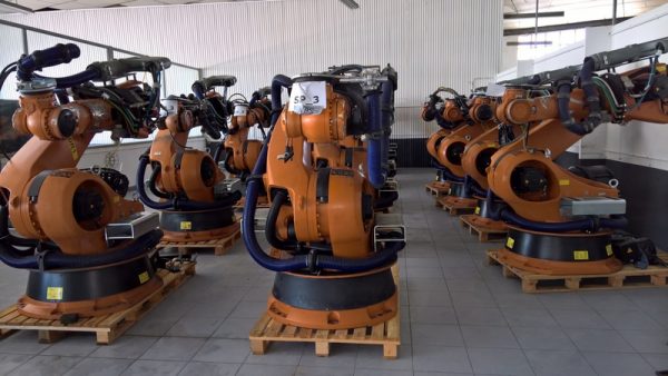 Robot industrial usado
