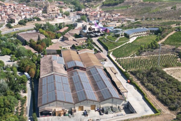 Bikote Solar instala panales fotovoltaicos en el sector agroalimentario